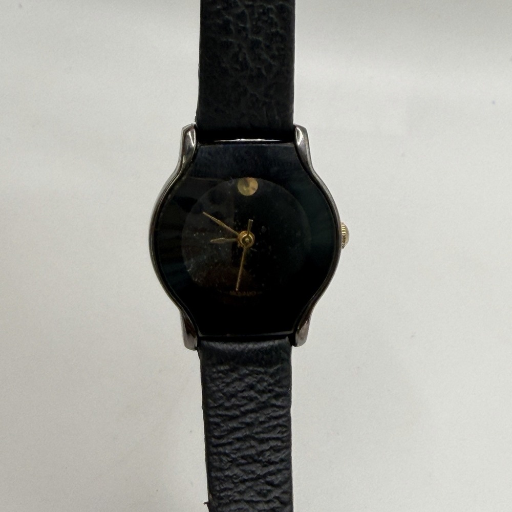 Vintage Movado Museum Quartz Women's Watch 86.A1.816.2 Black Face Gold Dial